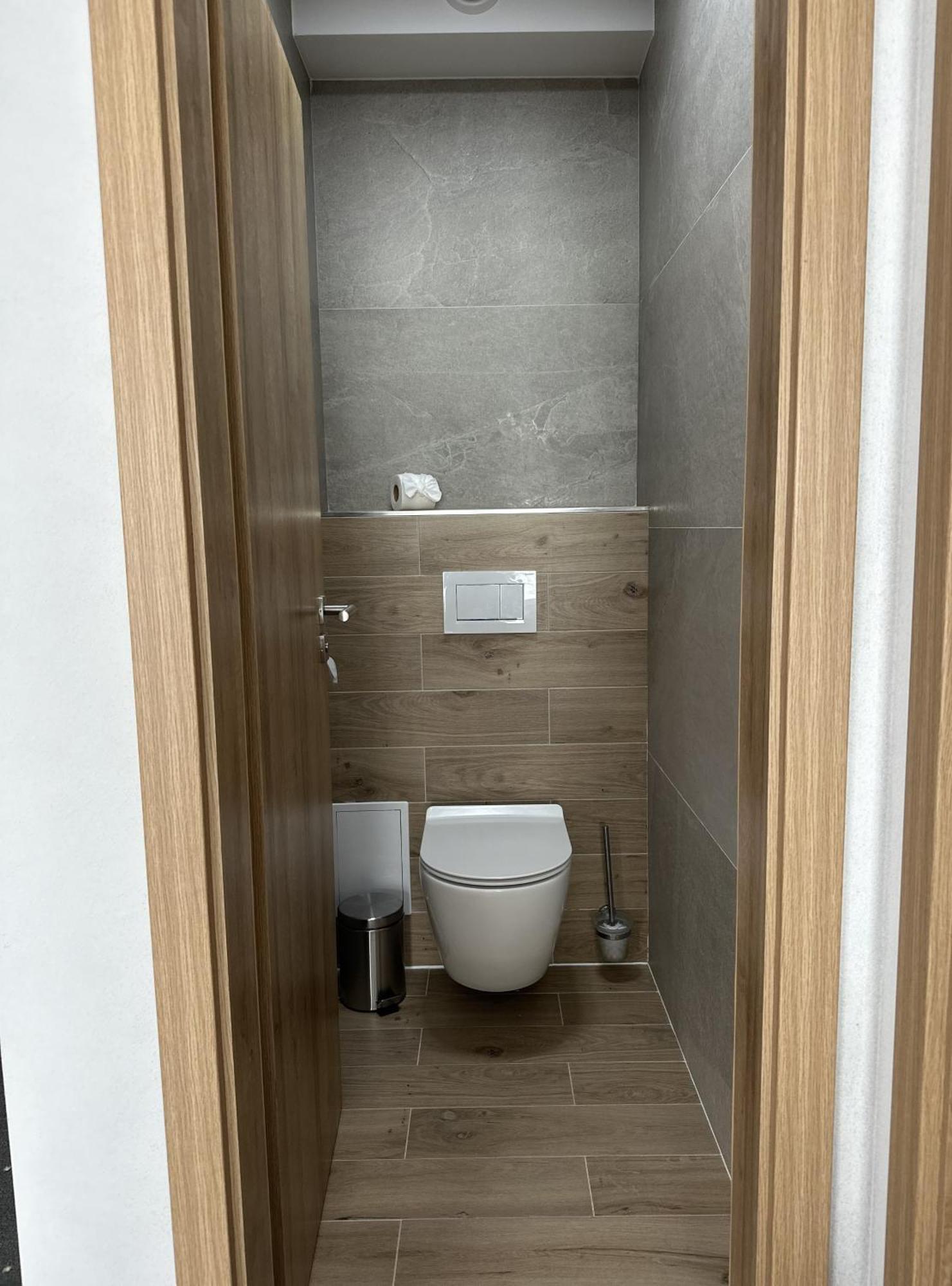 Hotel Berg Liptov à Liptovský Mikuláš Extérieur photo