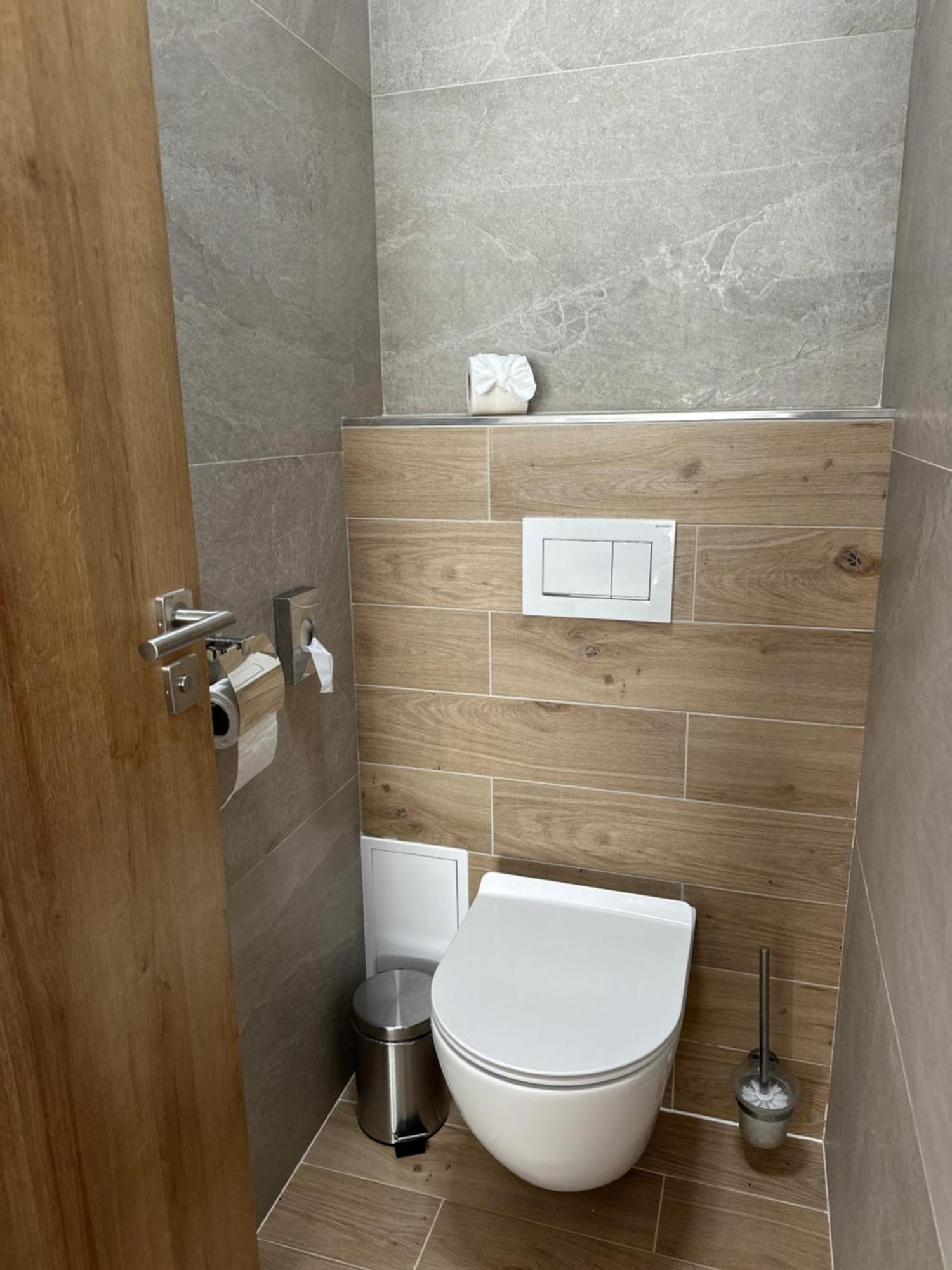 Hotel Berg Liptov à Liptovský Mikuláš Extérieur photo