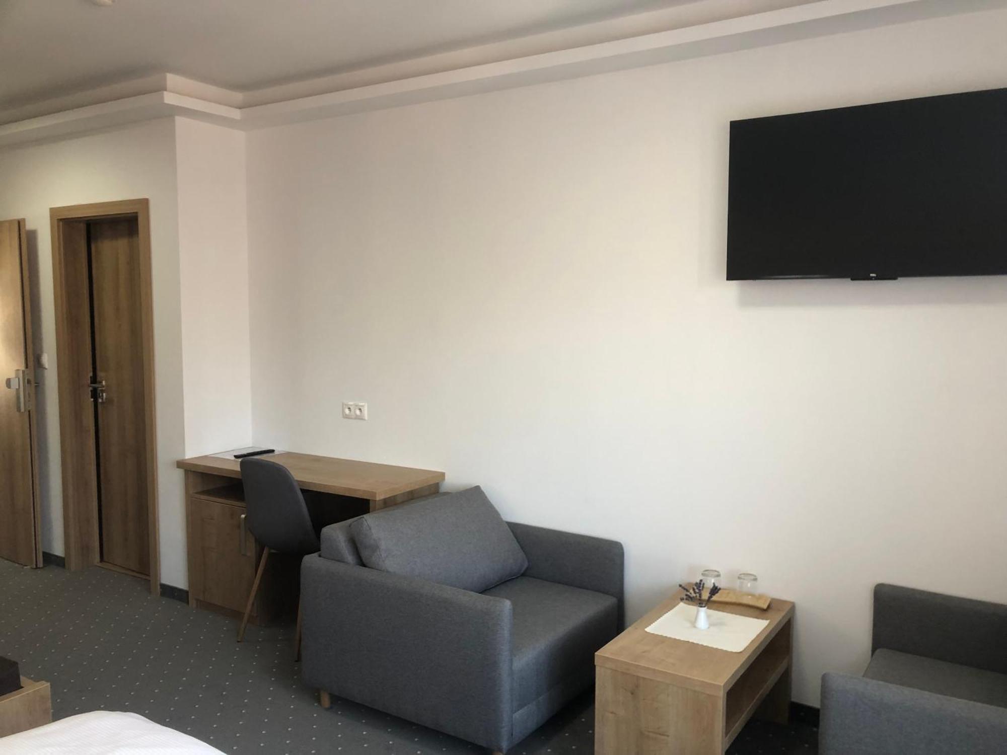 Hotel Berg Liptov à Liptovský Mikuláš Extérieur photo